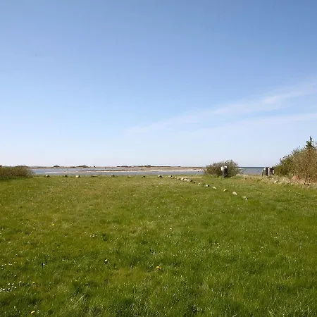 Three-bedroom Holiday In Follenslev 2 *